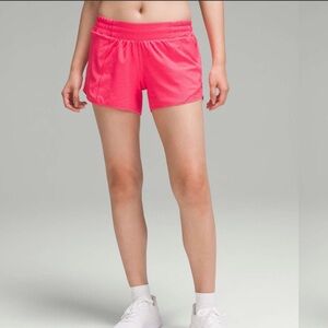 Lululemon Hotty Hot Low-Rise Lined Short 4" Lip Gloss